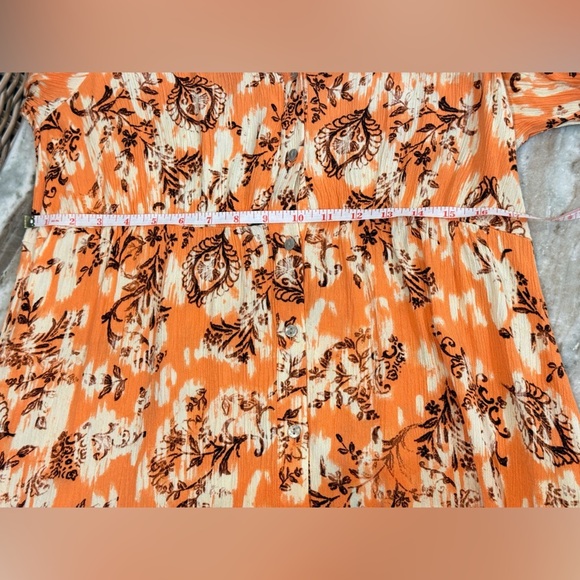 Women’s FRYE Ruffle Neck Front Button Dress- size medium - Picture 8 of 8